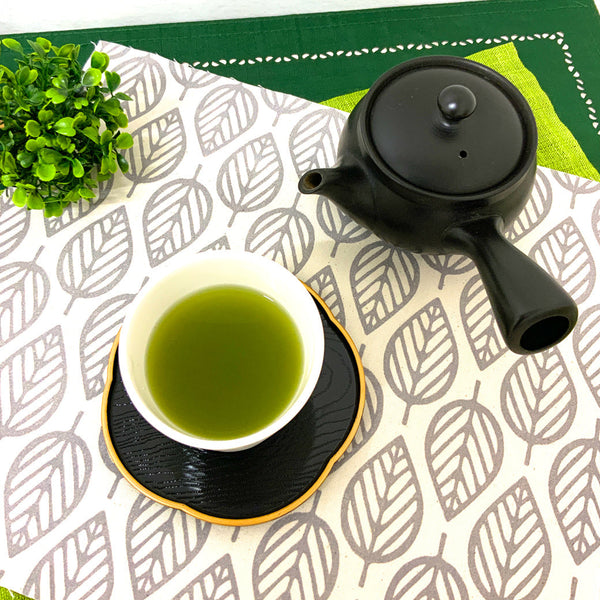 静岡牧之原産「やすらぎ」掛川産「限定掛川茶」の2種類の新茶がご用意出来ました