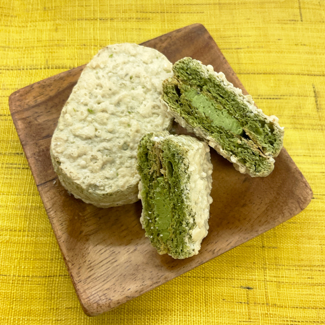 【2026年 午 干支年賀巻紙付】「茶々ダックワーズ」６個箱入【静岡産茶葉使用】