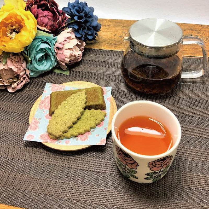 [Fukuoka Yame] "Premium Japanese black tea" 80g packed leaf type *Up to 3 bottles for mail delivery 