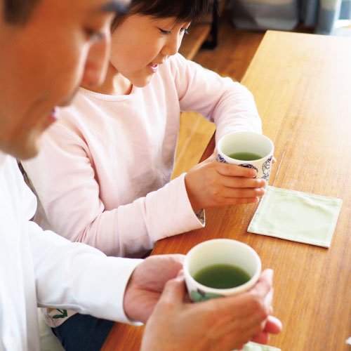 [Made in Kagoshima Prefecture Radish and Chiran] Covered Green Tea Gyokuro 80g / Covered Green Tea Yutaka Midori 80g Set 