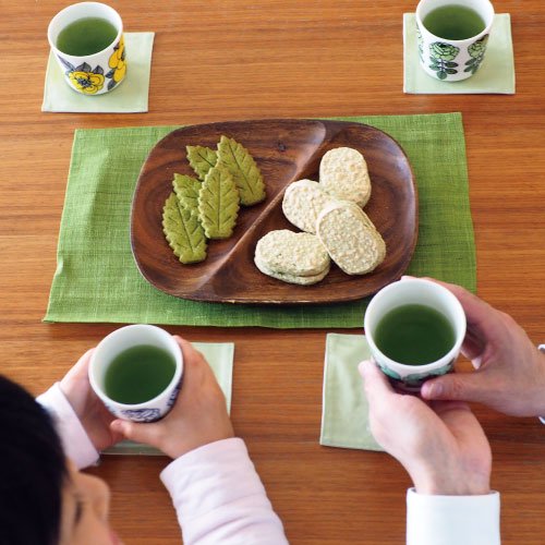 [Made in Kagoshima Prefecture Radish and Chiran] Covered Green Tea Gyokuro 80g / Covered Green Tea Yutaka Midori 80g Set 