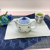 Hasami ware pot with stainless steel filter Kazahana blue 375ml