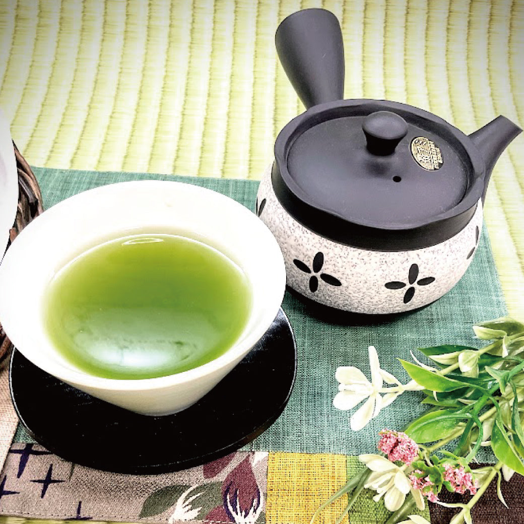[Fukuoka Yame Yabukita variety] Farmer's rough tea making 